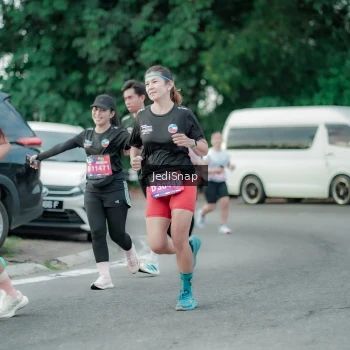 Runner Photo 3888836