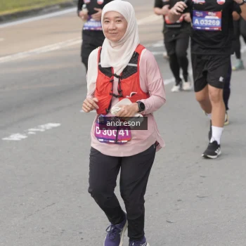 Runner Photo 3888845
