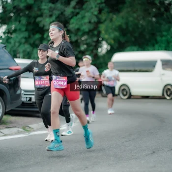 Runner Photo 3888849
