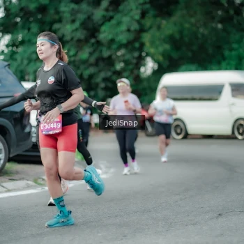 Runner Photo 3888856