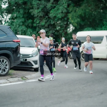 Runner Photo 3888864