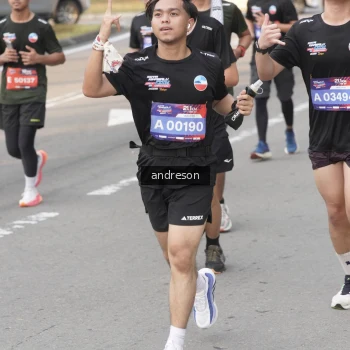 Runner Photo 3888899