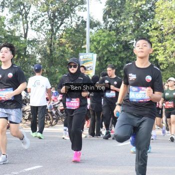 Runner Photo 3888901
