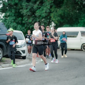 Runner Photo 3888911