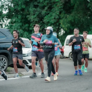 Runner Photo 3888949