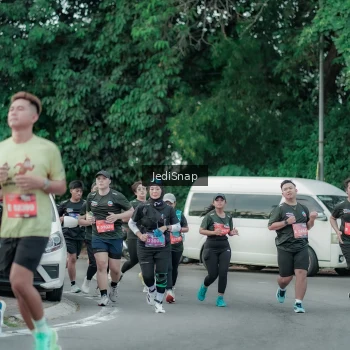 Runner Photo 3888983