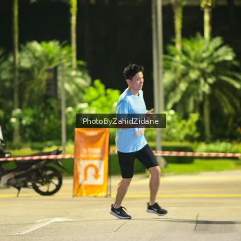 Runner Photo 3888992