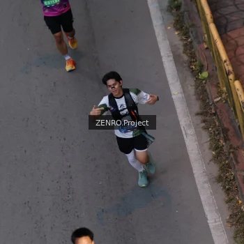 Runner Photo 3888999