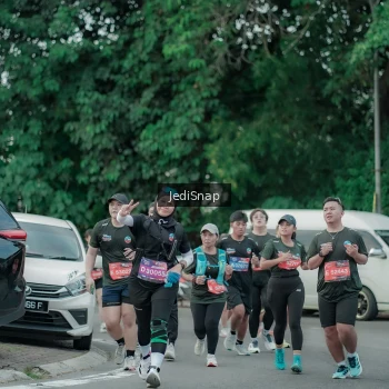 Runner Photo 3889010