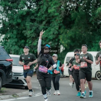 Runner Photo 3889037