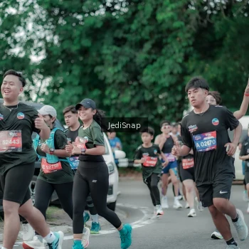 Runner Photo 3889079