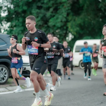 Runner Photo 3889089