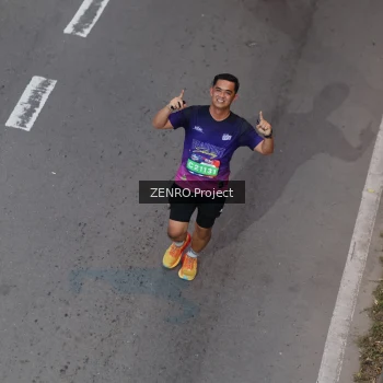 Runner Photo 3889136