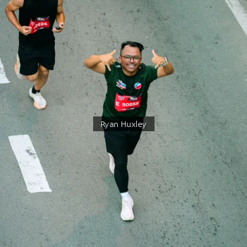 Runner Photo 3889145