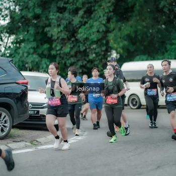 Runner Photo 3889192