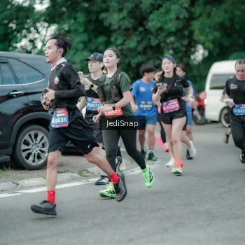 Runner Photo 3889199