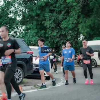 Runner Photo 3889227