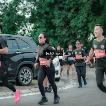 Runner Photo 3889276