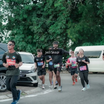 Runner Photo 3889309