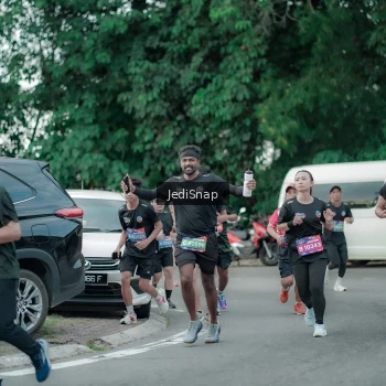 Runner Photo 3889324