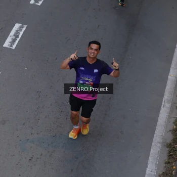Runner Photo 3889333