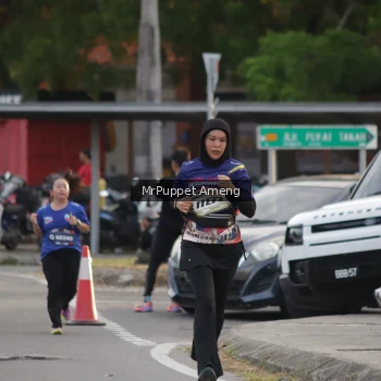 Runner Photo 3889383