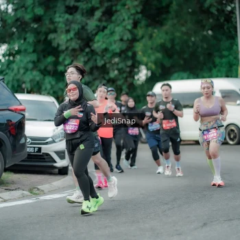 Runner Photo 3889400