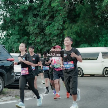 Runner Photo 3889418