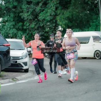 Runner Photo 3889434