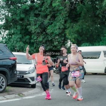 Runner Photo 3889436