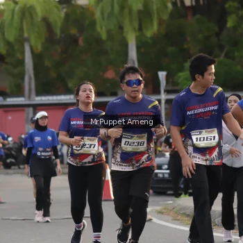 Runner Photo 3889437