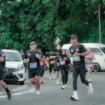 Runner Photo 3889439