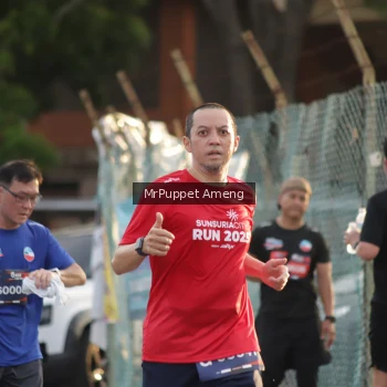 Runner Photo 3889475
