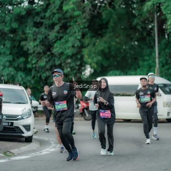Runner Photo 3889480