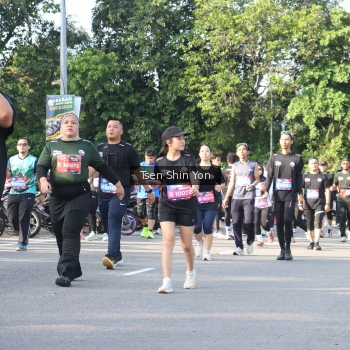 Runner Photo 3889495