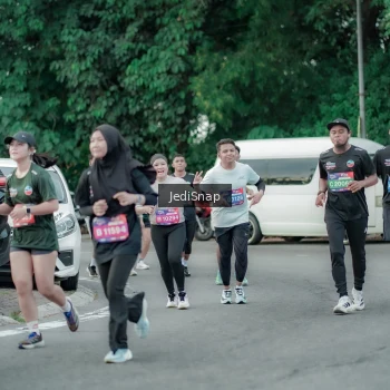 Runner Photo 3889510
