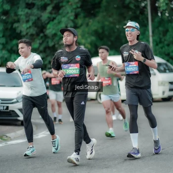 Runner Photo 3889511