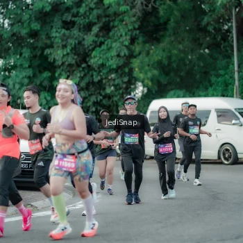 Runner Photo 3889525