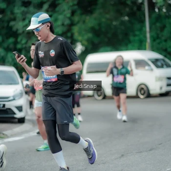 Runner Photo 3889546