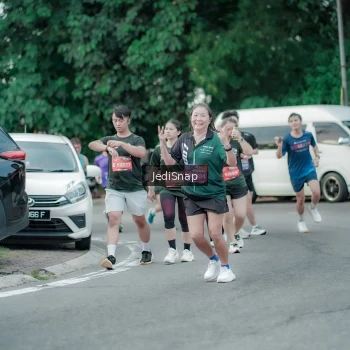 Runner Photo 3889554