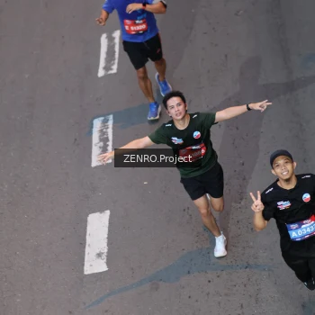 Runner Photo 3889564