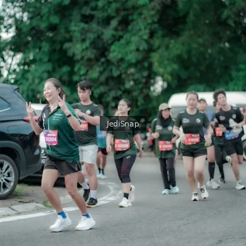 Runner Photo 3889573