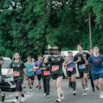 Runner Photo 3889576