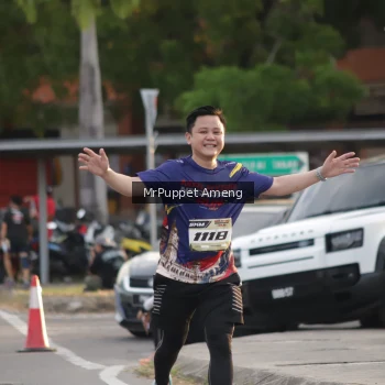 Runner Photo 3889585
