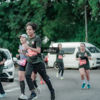 Runner Photo 3889605