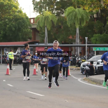 Runner Photo 3889615