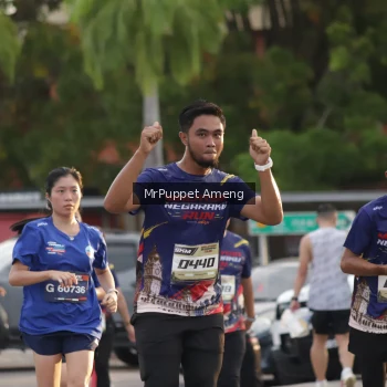 Runner Photo 3889633