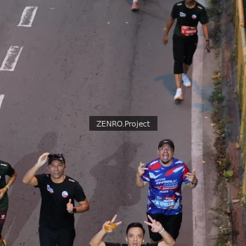 Runner Photo 3889635