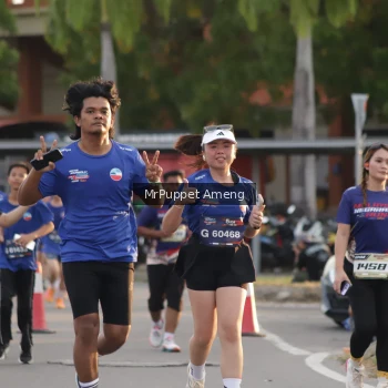Runner Photo 3889642