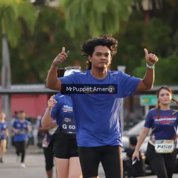 Runner Photo 3889643